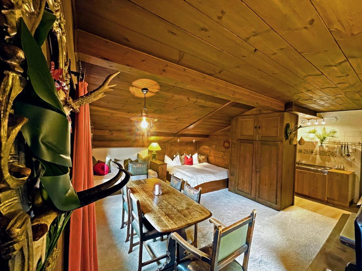 Goldspecht - Boho Appartements ซาลบาคฮินเทอร์เกลมม์ ภายนอก รูปภาพ
